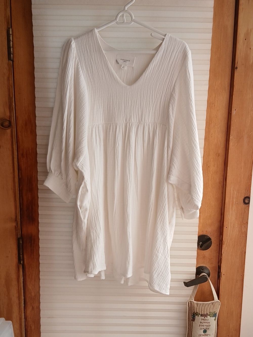 Pomander Place White Crinkled V-Neck Tunic Dress